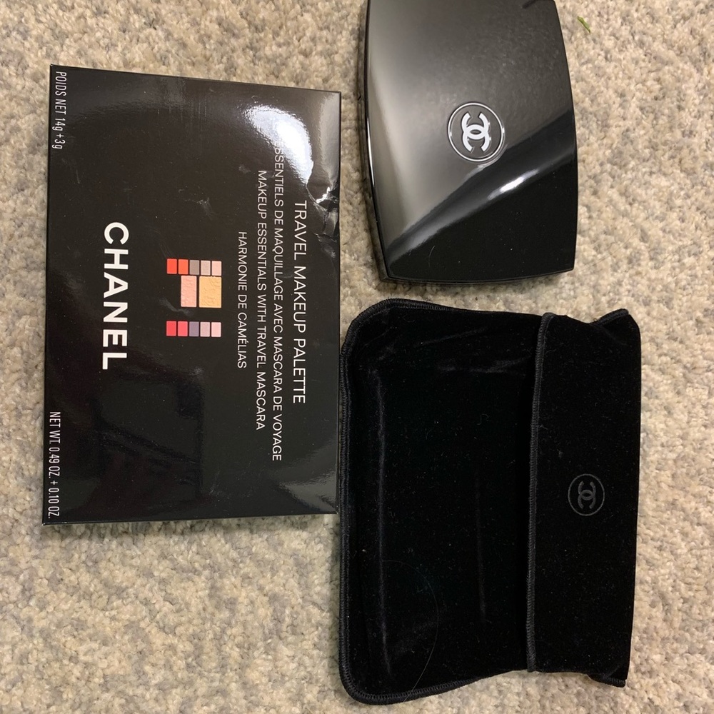 Chanel travel makeup palette